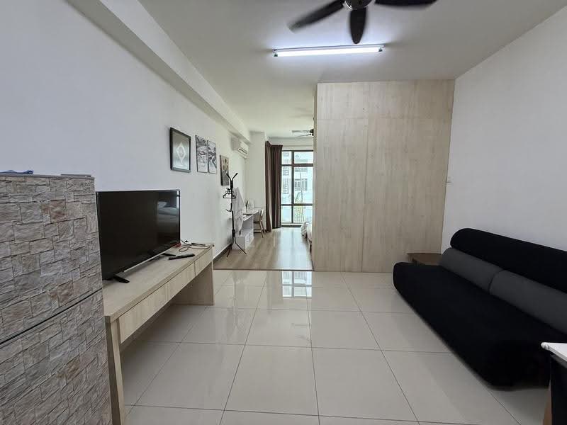 Kondominium untuk Dijual di PARC Regency (Residensi Masai) - Ziv Chiam - Living Room - PropertyGuru.com.my
