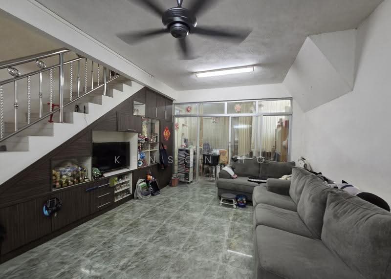 Rumah Teres 2-Tingkat untuk Dijual di Taman Sri Rampai (Wangsa Maju) - Kenson Ho - Living Room - PropertyGuru.com.my