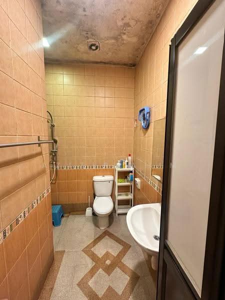 2-storey Terraced House for Sale in Kota Damansara (Selangor) - Azizirrahim . - Bathroom - PropertyGuru.com.my