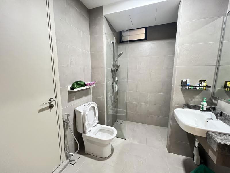 Kondominium untuk Dijual di Residensi Astrea - Heidi Lim - Bathroom - PropertyGuru.com.my