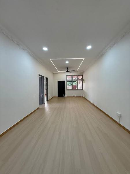 Rumah Teres 1-Tingkat untuk Dijual di Taman Daya (Johor Bahru) - Zen Wong - Living Room - PropertyGuru.com.my