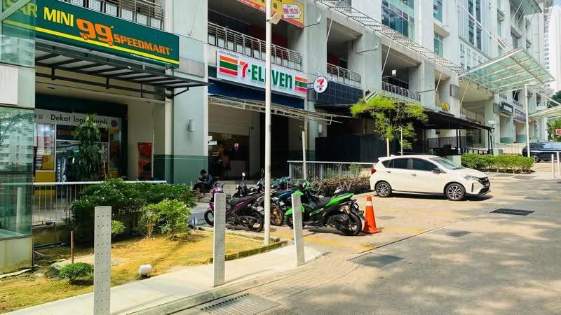 Service Residence for Sale at Metropolitan Square Service Residence - LC Seow - PropertyGuru.com.my