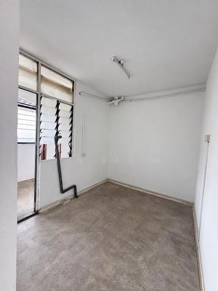 Rumah Flat untuk Dijual di Taman Melor - AIN RAHIM - Interior - PropertyGuru.com.my
