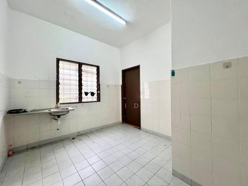 2-storey Terraced House for Sale in Taman Mega Jaya (Ampang) - Abid Sabarudin - Kitchen - PropertyGuru.com.my