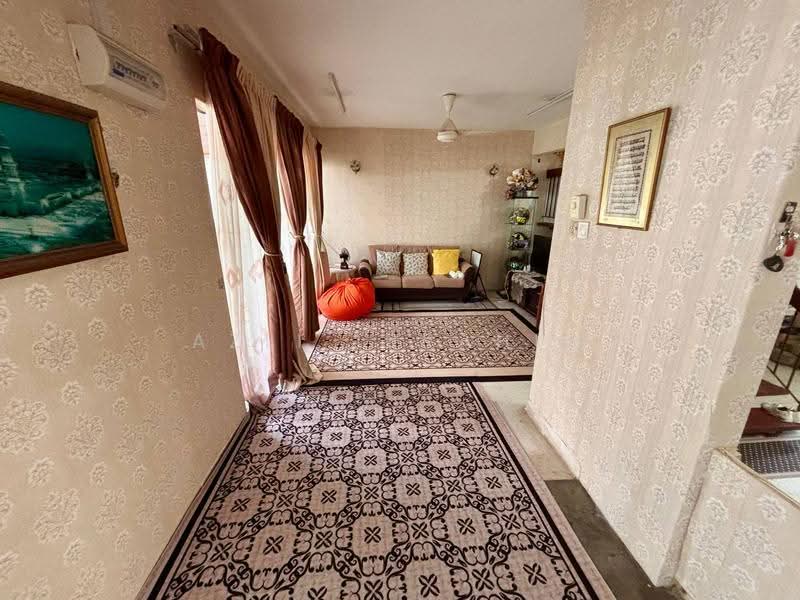 Rumah Teres 2-Tingkat untuk Dijual di Kemensah Heights (Ulu Kelang) - Azli Ibrahim - Living Room - PropertyGuru.com.my