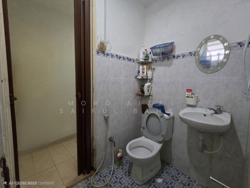 2-storey Terraced House for Sale in Prima Saujana (Kajang) - Mohd Aizat Saiful Bahri - Bathroom - PropertyGuru.com.my