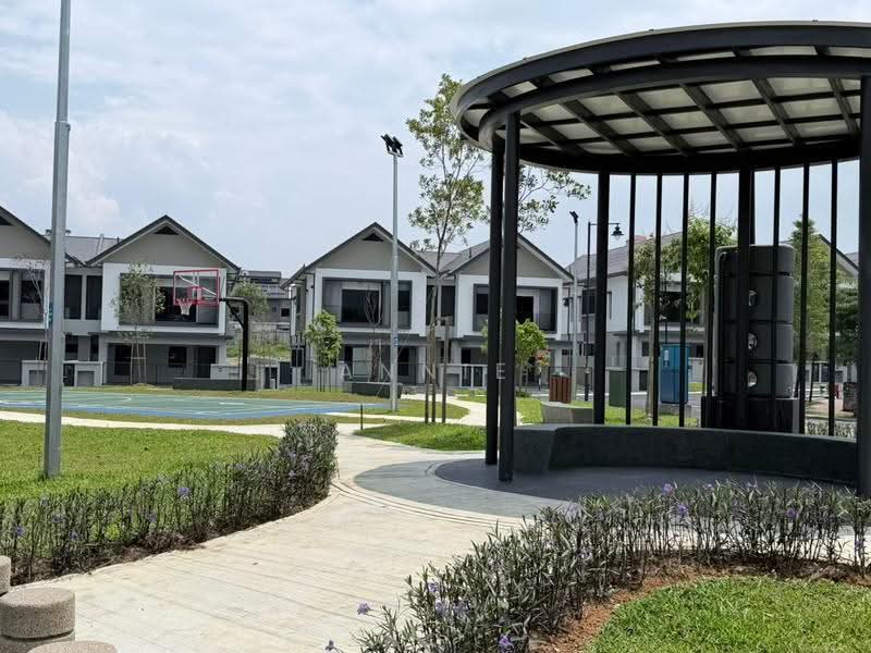 Semi-Detached House for Sale in Bandar Kinrara Seksyen 1 (Bandar Kinrara) - Annie Chong - Exterior - PropertyGuru.com.my