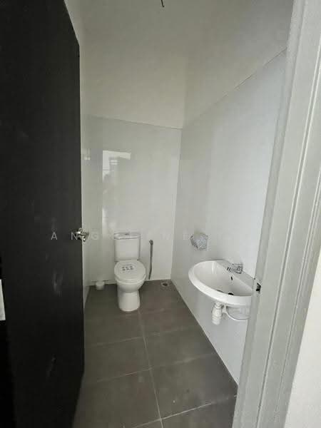 Commercial Semi-D for Rent in Alma (Bukit Mertajam) - Angeline Tio - Bathroom - PropertyGuru.com.my