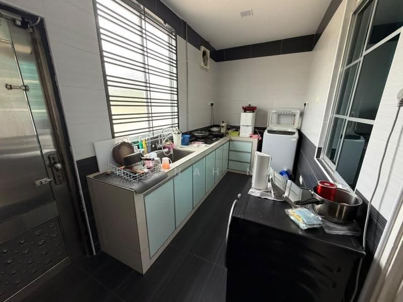 2-storey Terraced House for Sale in Taman Nusa Sentral (Iskandar Puteri (Nusajaya)) - Hannah Ng - Kitchen - PropertyGuru.com.my