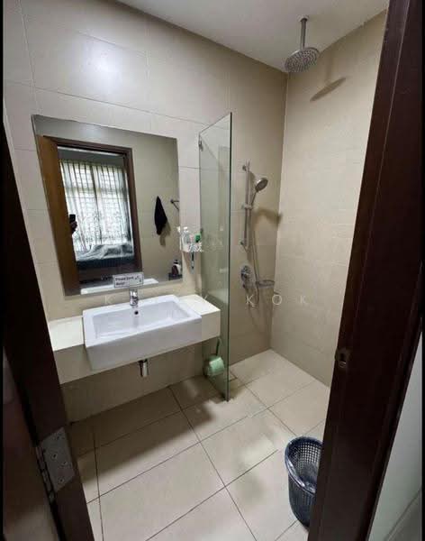 Condominium for Rent at Sri Putramas III / Royal Regent - Kelly Kok - Bathroom - PropertyGuru.com.my