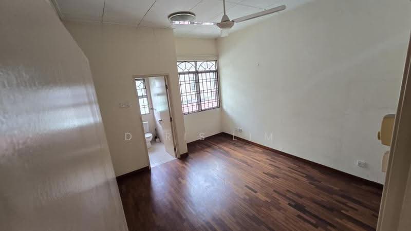 2-storey Terraced House for Sale in Ambang Botanic (Klang) - Doris Lim - Bathroom - PropertyGuru.com.my