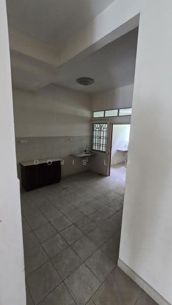 2-storey Terraced House for Sale in Ambang Botanic (Klang) - Doris Lim - Kitchen - PropertyGuru.com.my