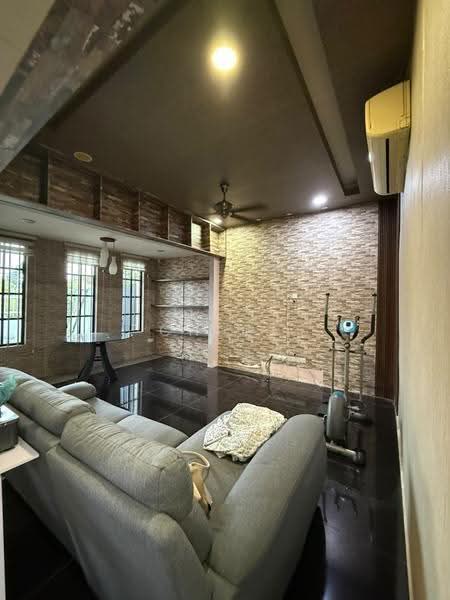 Rumah Teres 1-Tingkat untuk Dijual di Taman Universiti (Skudai) - Chloe Lai - Living Room - PropertyGuru.com.my