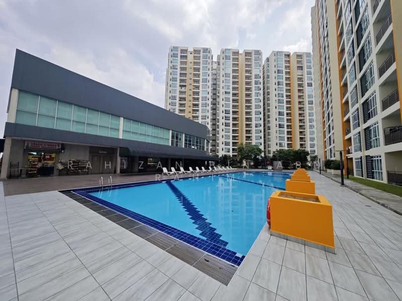 Kediaman Servis untuk Dijual di KSL Residence @ Daya - Rahizan Bin Abd Rahim - Exterior - PropertyGuru.com.my