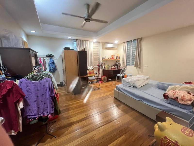 Rumah Teres 2-Tingkat untuk Dijual di Bandar Mahkota Cheras (Cheras) - Kris Tan - Bedroom - PropertyGuru.com.my