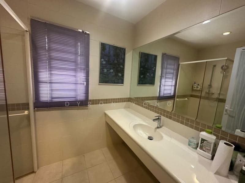 2.5-storey Terraced House for Sale in Batu 9 (Cheras) - Dyron Yong - Bathroom - PropertyGuru.com.my