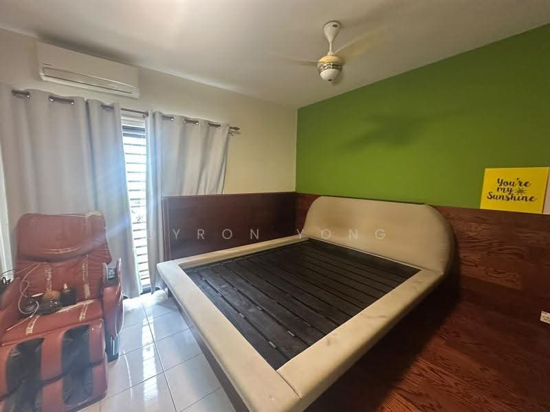 2.5-storey Terraced House for Sale in Batu 9 (Cheras) - Dyron Yong - Bedroom - PropertyGuru.com.my