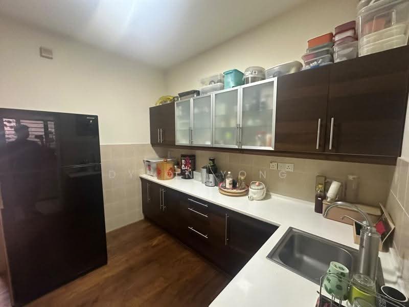 2.5-storey Terraced House for Sale in Batu 9 (Cheras) - Dyron Yong - Kitchen - PropertyGuru.com.my