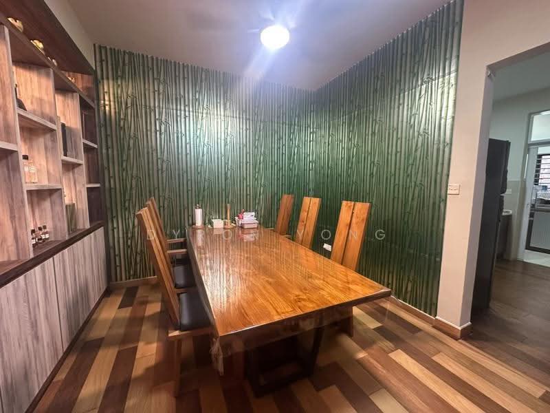 2.5-storey Terraced House for Sale in Batu 9 (Cheras) - Dyron Yong - Dining Room - PropertyGuru.com.my