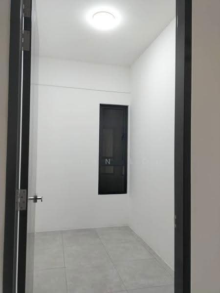Kediaman Servis untuk Dijual di ASTON ACACIA - Quinn Loh - Interior - PropertyGuru.com.my