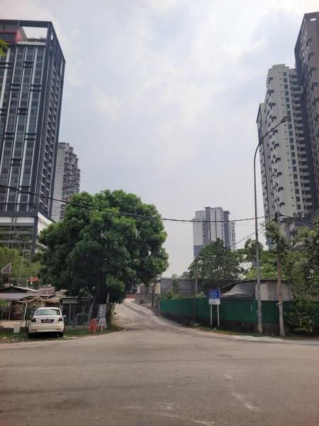 Kilang Teres untuk Dijual di Taman Sungai Besi (Salak South) - K.K Lai - Exterior - PropertyGuru.com.my