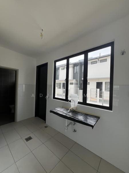 2-storey Terraced House for Sale in Bandar Bukit Raja (Klang) - Adi Fahmi - Interior - PropertyGuru.com.my