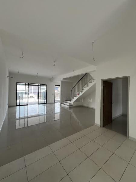 2-storey Terraced House for Sale in Bandar Bukit Raja (Klang) - Adi Fahmi - Living Room - PropertyGuru.com.my