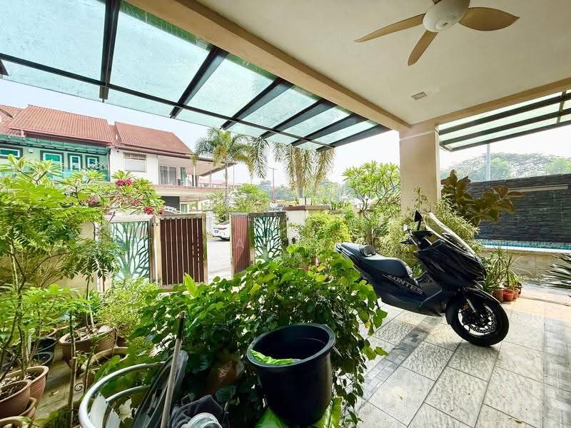 Rumah Berkembar untuk Dijual di Taman Saujana Ampang (Ampang) - Abid Sabarudin - Exterior - PropertyGuru.com.my
