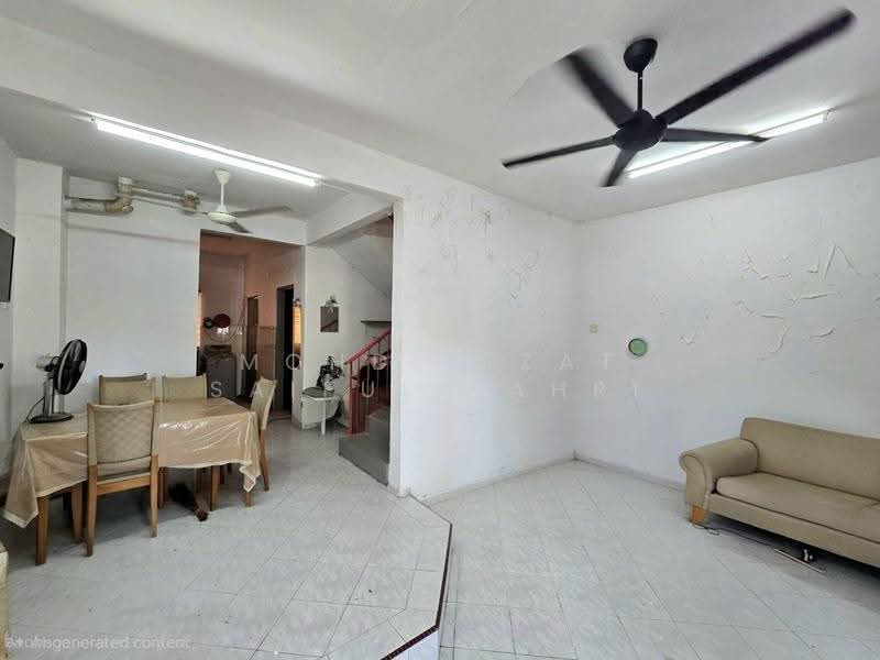 Rumah Teres 2-Tingkat untuk Dijual di Bandar Rinching (Semenyih) - Mohd Aizat Saiful Bahri - Living Room - PropertyGuru.com.my