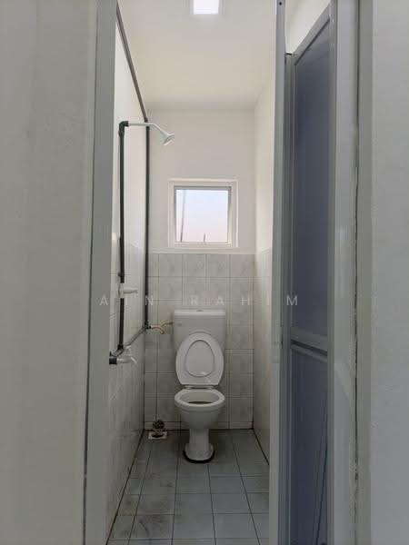 Terraced House for Sale in Taman Kota Masai (Pasir Gudang) - AIN RAHIM - Bathroom - PropertyGuru.com.my