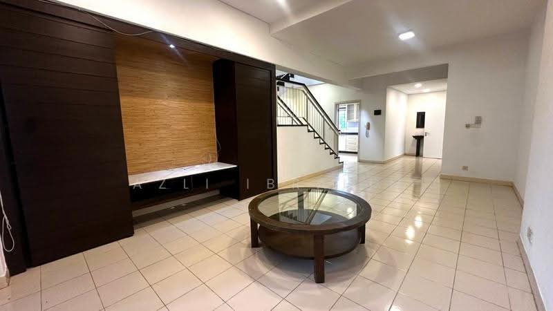 Condominium for Sale at Seri Maya Condominium - Azli Ibrahim - Living Room - PropertyGuru.com.my