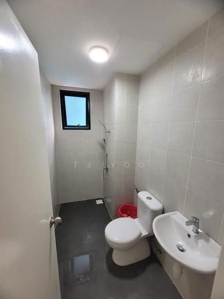 Kediaman Servis untuk Disewa di MKH Boulevard II - TJ Yoo - Bathroom - PropertyGuru.com.my