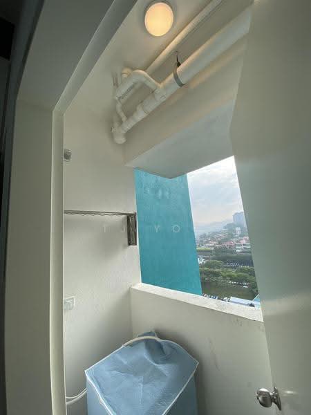 Kediaman Servis untuk Disewa di MKH Boulevard II - TJ Yoo - Balcony - PropertyGuru.com.my