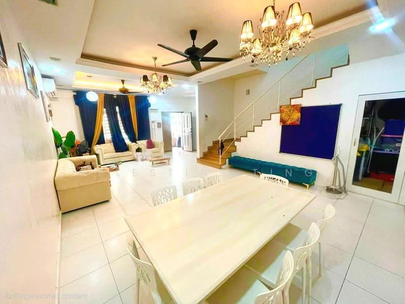 Rumah Teres 2-Tingkat untuk Dijual di Taman Jelok Impian (Kajang) - Celestine Ting - Living Room - PropertyGuru.com.my