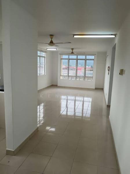 Kondominium untuk Dijual di Casa Prima Condominium - Ken Lai - Living Room - PropertyGuru.com.my