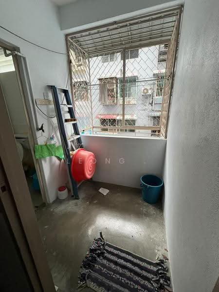 Flat for Sale at Taman Terubong Jaya - Leong . - Balcony - PropertyGuru.com.my