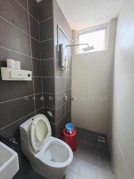 Service Residence for Sale at Sky Habitat - Simon Wang - Bathroom - PropertyGuru.com.my