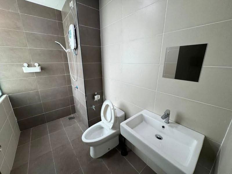 Apartment for Sale at Wave @ Marina Cove - Jayden Ng - Bathroom - PropertyGuru.com.my