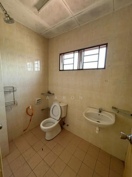 Terraced House for Sale in Taman Kajang Perdana (Kajang) - Aaron Ong - Bathroom - PropertyGuru.com.my