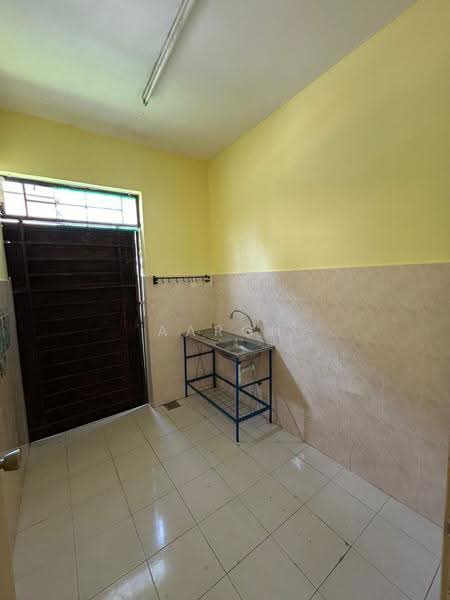 Terraced House for Sale in Taman Kajang Perdana (Kajang) - Aaron Ong - Kitchen - PropertyGuru.com.my