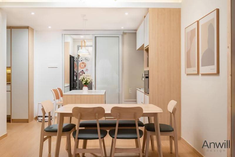Kondominium untuk Dijual di Par 3 Condo & Condo Villa - Jenice L - Dining Room - PropertyGuru.com.my