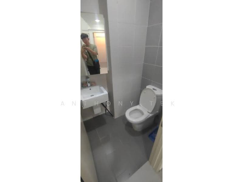 Kediaman Servis untuk Disewa di Garden Plaza - Anthony Tek - Bathroom - PropertyGuru.com.my