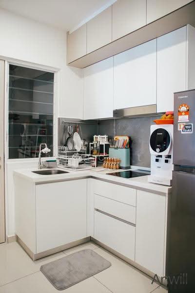 Kondominium untuk Dijual di Par 3 Condo & Condo Villa - Jenice L - Kitchen - PropertyGuru.com.my