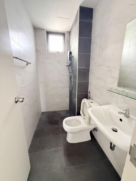 Kondominium untuk Dijual di Eco Bloom - Max Wong - Bathroom - PropertyGuru.com.my