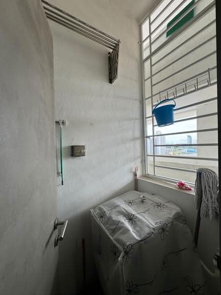 Kediaman Servis untuk Disewa di Vega Residensi 1 - Ben Lim - Balcony - PropertyGuru.com.my