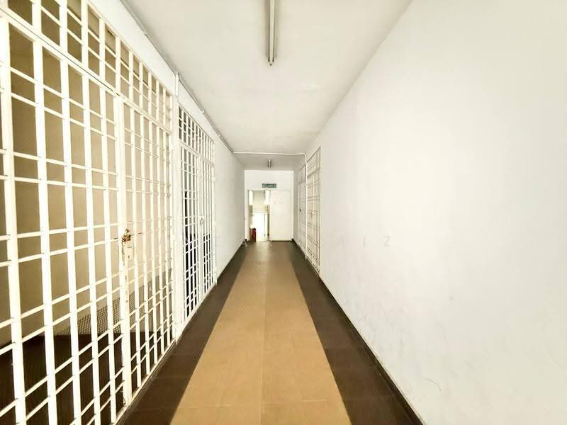 Condominium for Sale at Kristal Heights - Amzar Faiz - PropertyGuru.com.my