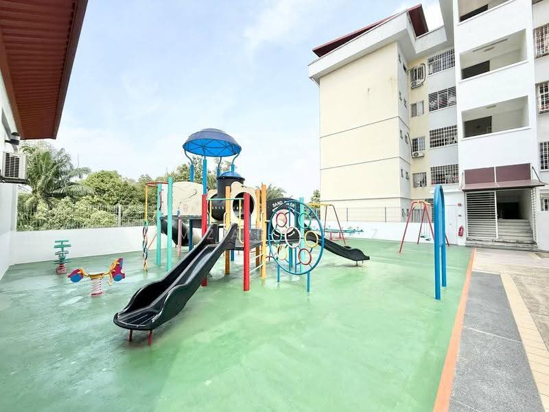 Condominium for Sale at Kristal Heights - Amzar Faiz - PropertyGuru.com.my