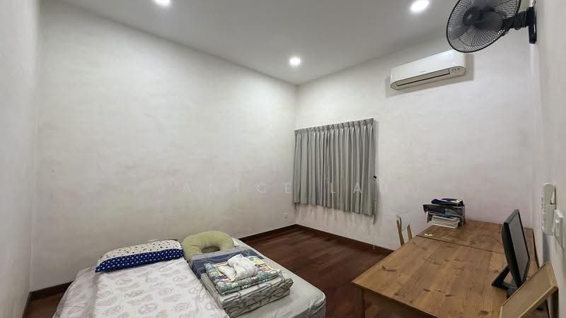 Rumah Teres 2-Tingkat untuk Dijual di Jade Hills (Kajang) - Janice Lau - Bedroom - PropertyGuru.com.my