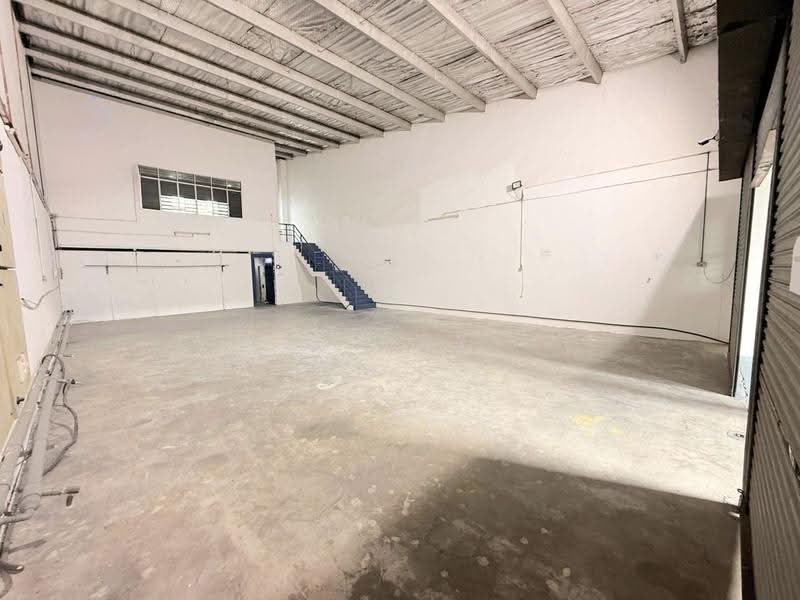 Terrace Factory for Rent in Taman Perindustrian Bukit Minyak (Bukit Minyak) - Henry Tan - Interior - PropertyGuru.com.my