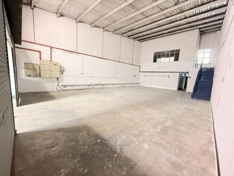 Terrace Factory for Rent in Taman Perindustrian Bukit Minyak (Bukit Minyak) - Henry Tan - Interior - PropertyGuru.com.my